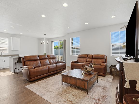 4th image of 8139 W Joe Dr