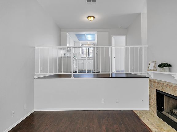 4th image of 27655 Ironstone Dr APT 4