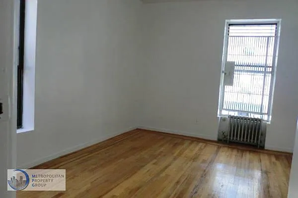 Rented by Metropolitan Property Group | media 17