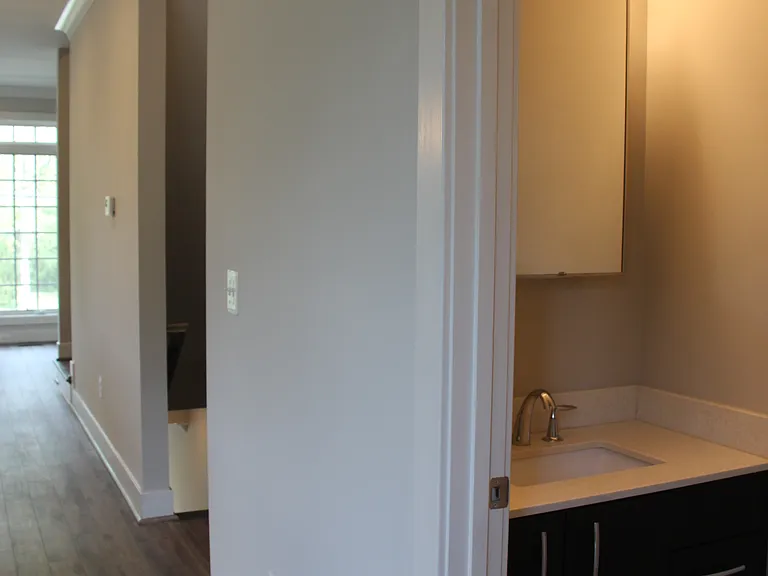 906 N Buchanan St #906 — Photo 10