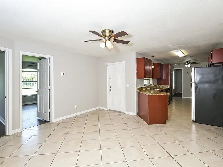 631 Fernandina St NW — Photo 9