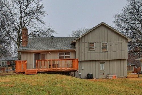 3rd image of 9703 W 92nd St