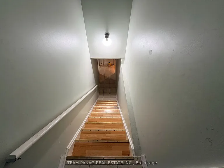 70 Princess Valley Cres #BASEMENT — Photo 3