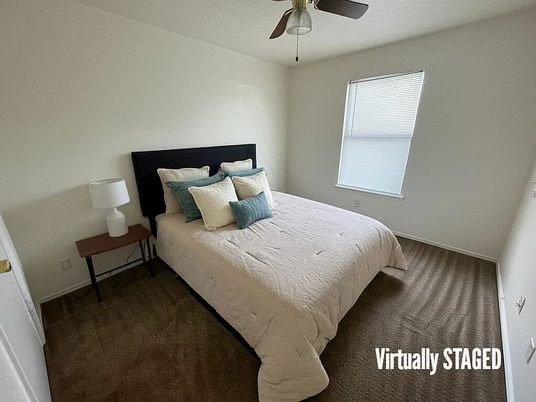 Rent Rollback! Get $100 in savings! — Photo 7