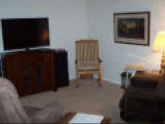 3rd image of 4103 Brentwood Ln