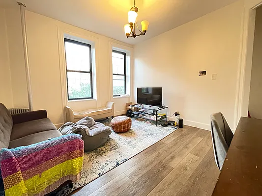 Rented by Best Apartments North Inc | media 17