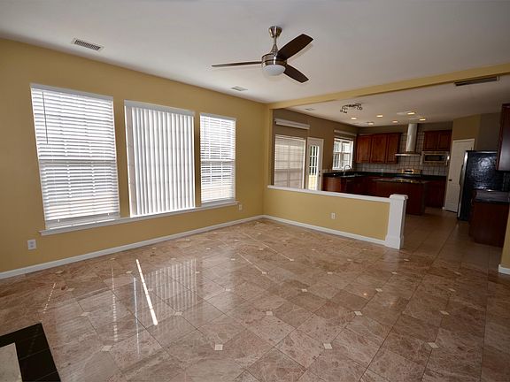 5th image of 1907 Arbor Vista Dr