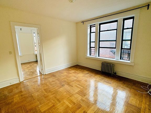 2nd image of 35 Linden Blvd
