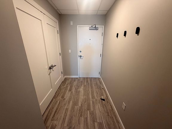 5th image of 101 Richmond Ave APT 611