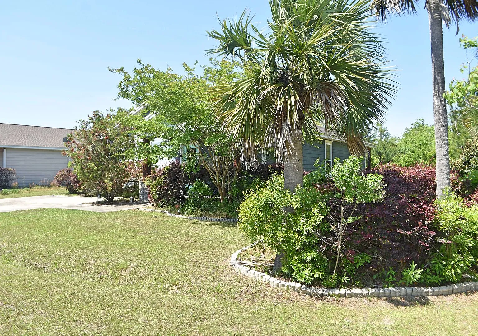 Three Bedroom for Lease convenient to South Walton — Photo 4