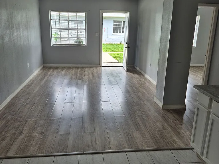 3408 E Dr Martin Luther King Jr Blvd #8 — Photo 5