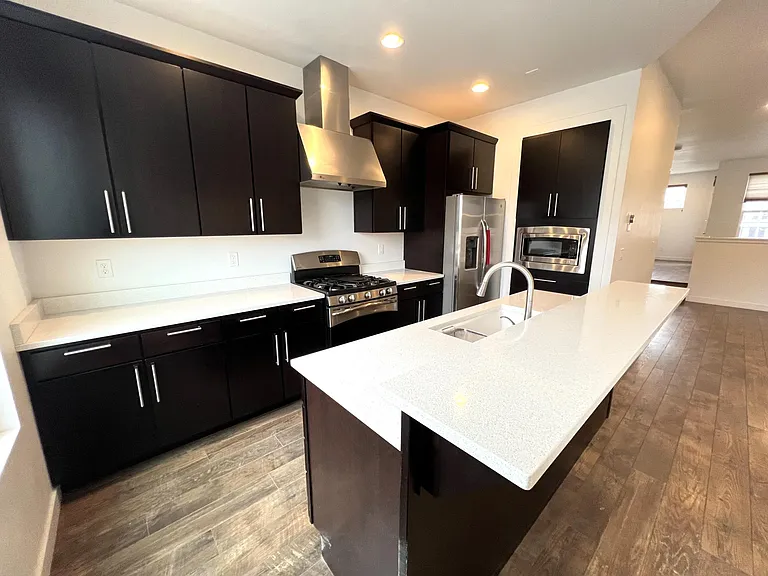 4652 W South Jordan Pkwy — Photo 9