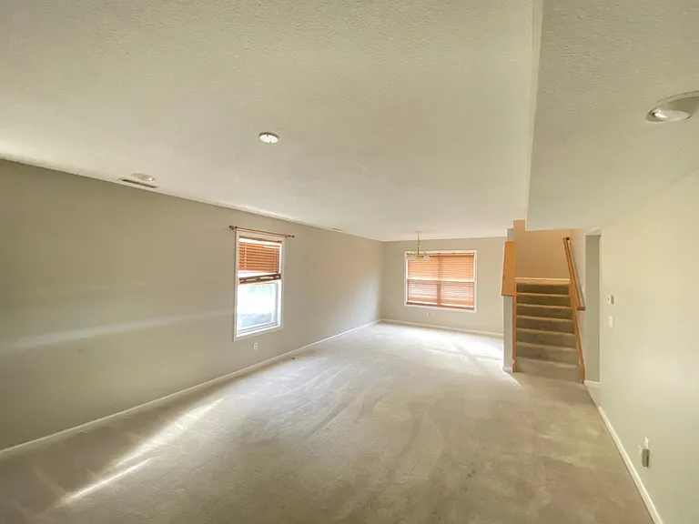 8027 Rocky Glen Pl — Photo 8