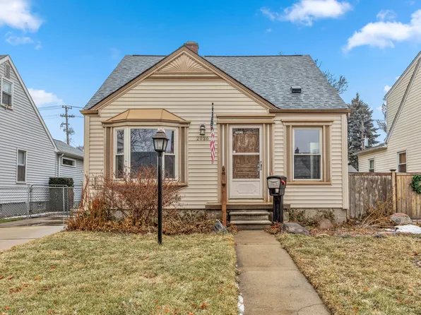 2036 Chestnut St, Dearborn, MI 48124