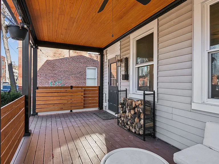 113 S Laurel St #A — Photo 24