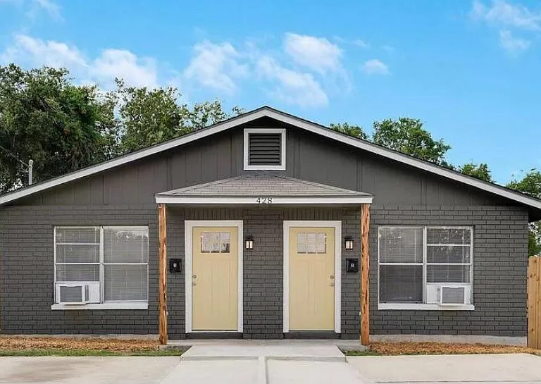 Unit Photo