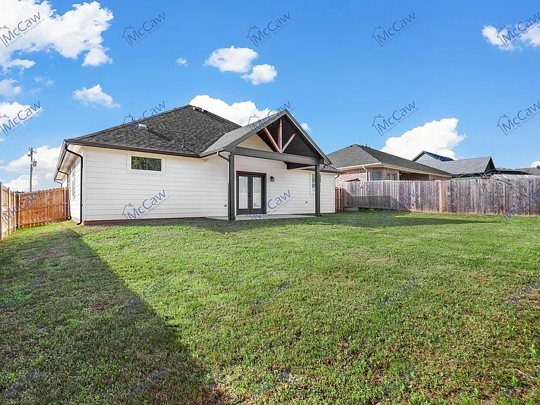 2524 Creek Dr — Photo 18