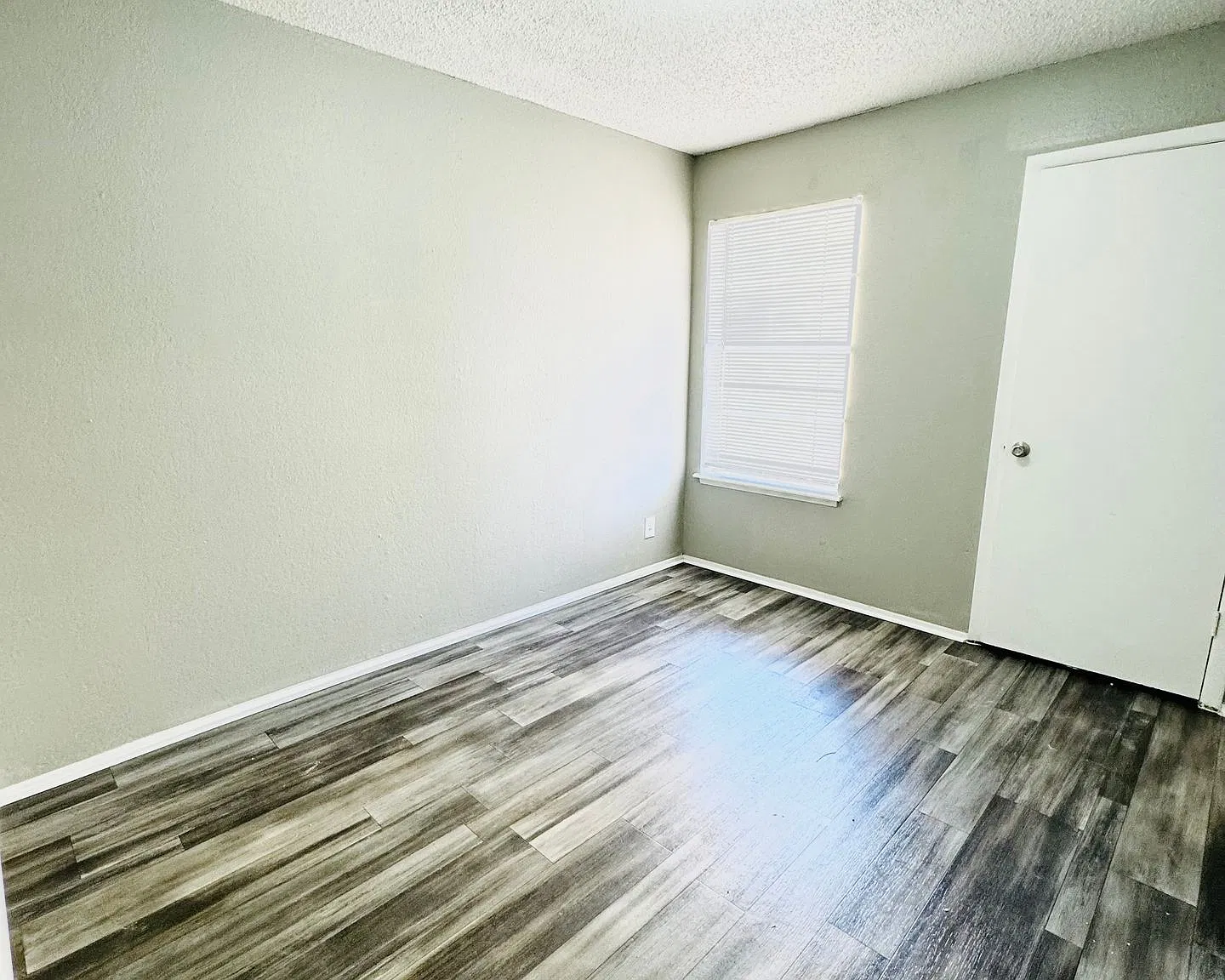 Pheasant Run Apartments — Photo 3