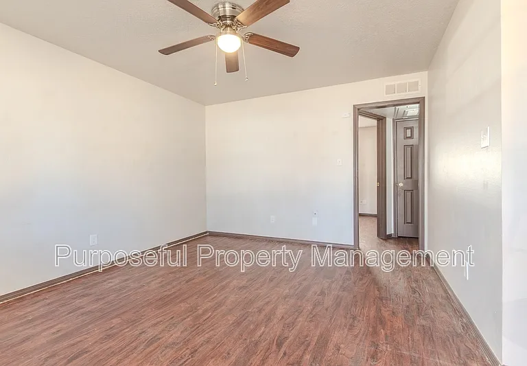 514 N Ponca Ave #2 — Photo 4