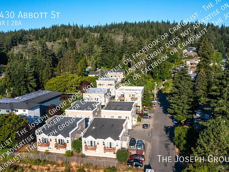 3430 Abbott St — Photo 31