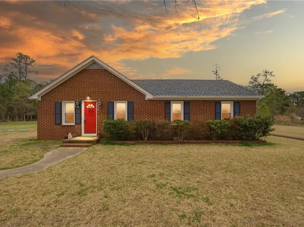 2111 Jenkins Neck Rd, Hayes, VA 23072