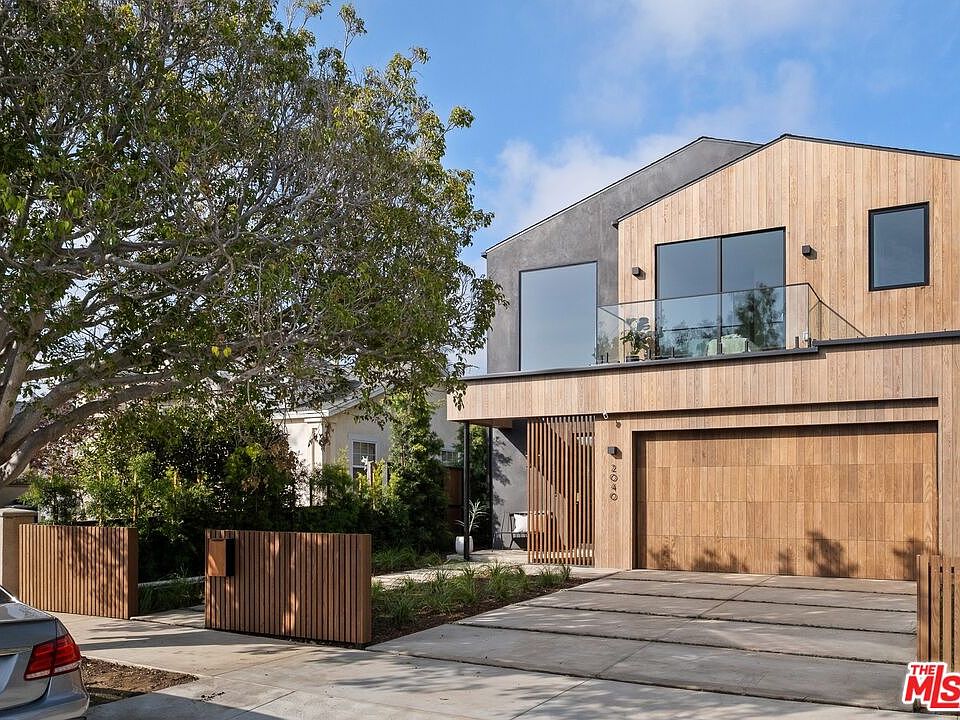 1st image of 2040 Glencoe Ave