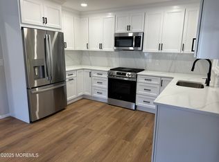 4B Winthrop Pl #55, Whiting, NJ 08759