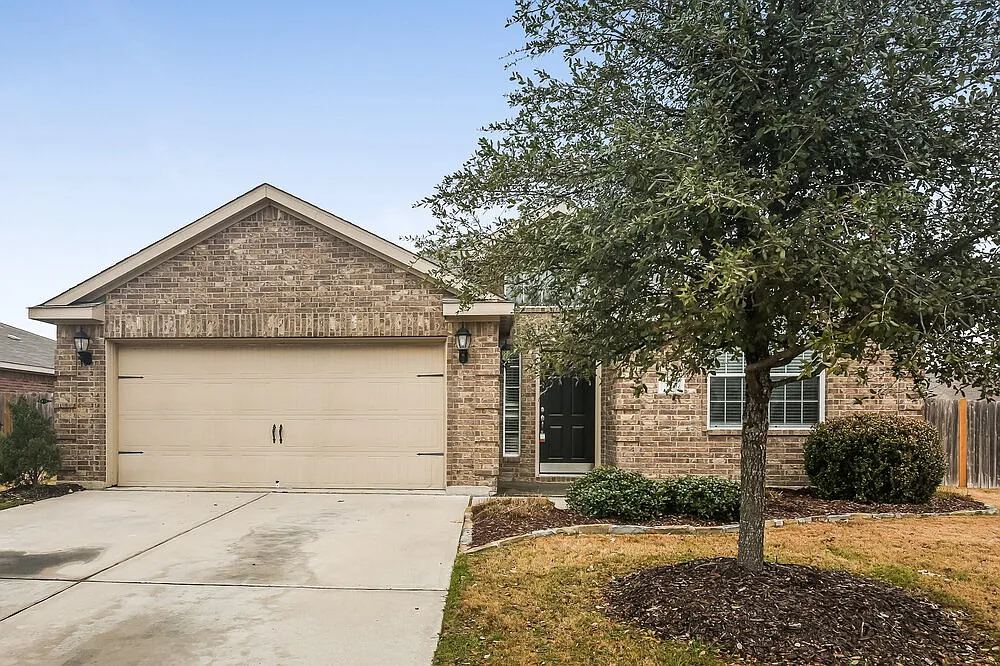 3 bed, 2.0 bath, 1467 sqft, $2,000 — Photo 1