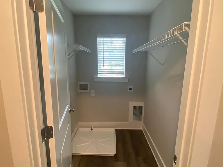 6017 Southland Dr — Photo 9