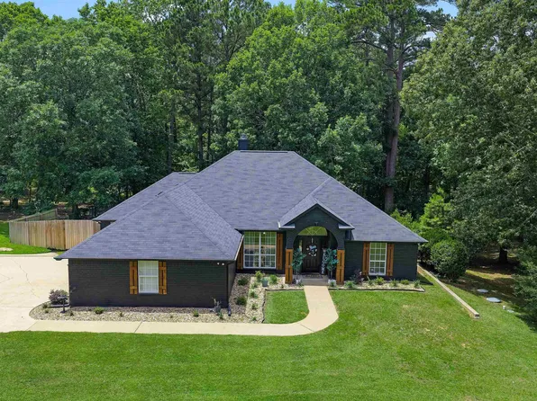 184 Greenwood Ranch Rd, Kilgore, TX 75662