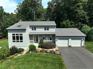 51 Ruff Cir, Glastonbury, CT 06033