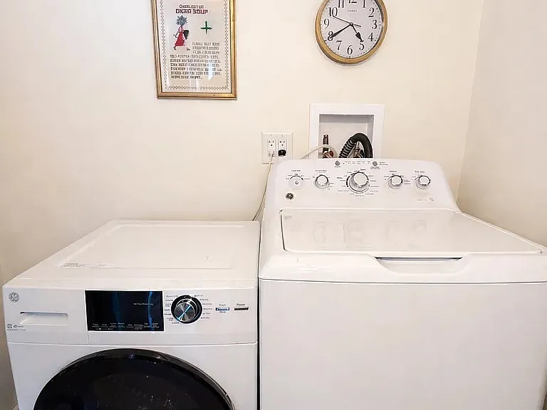14 Lockwood Dr #1B — Photo 19