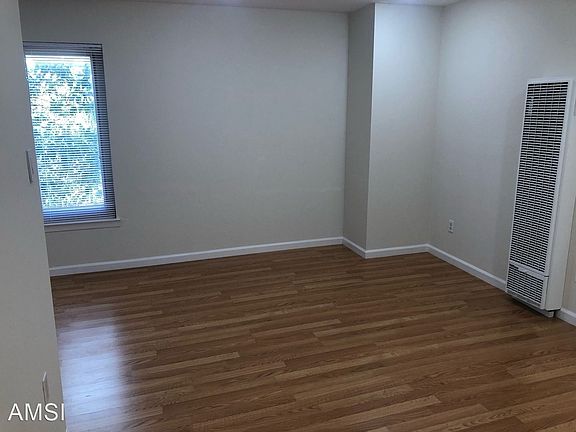 2nd image of 101 Broderick St #202