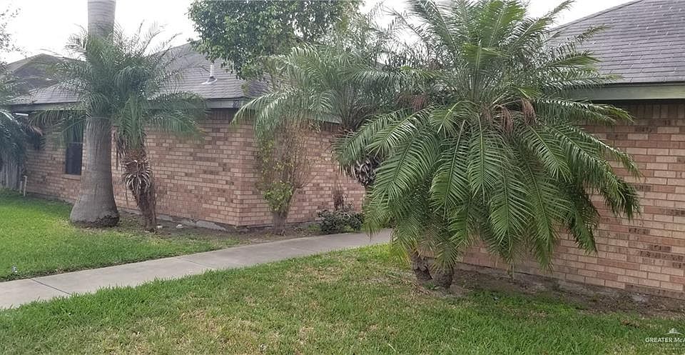1st image of 907 Stonehaven Blvd