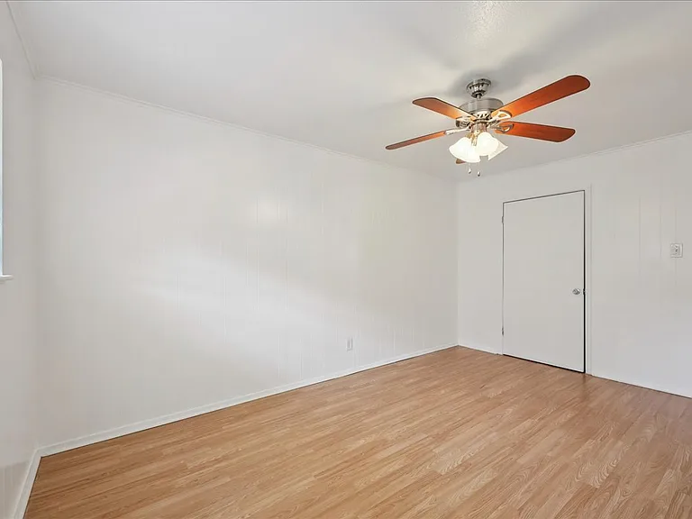 303 Hardy Ave #3 — Photo 9