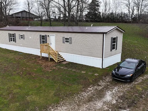 2786 Highway 2027, Campton, KY 41301