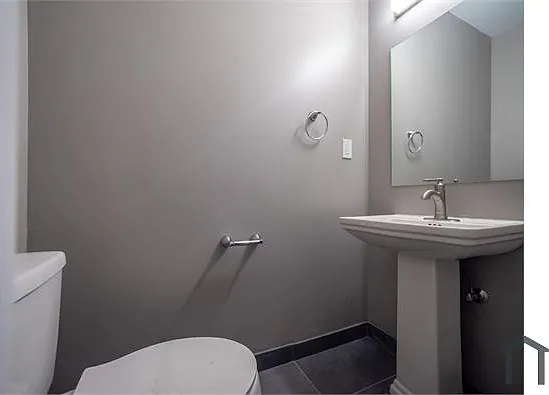 3800 Euclid Ave #105 — Photo 16