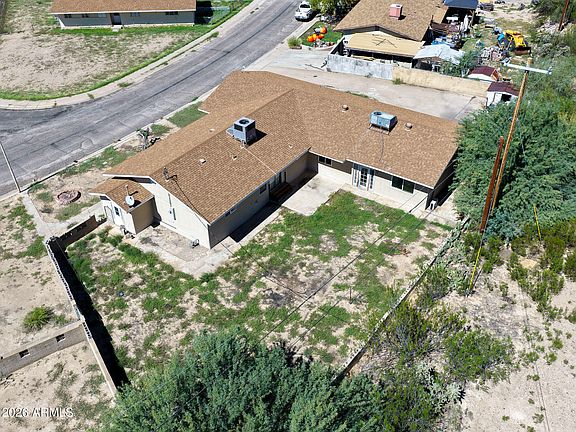 4th image of 210 W VICTORIA Circle