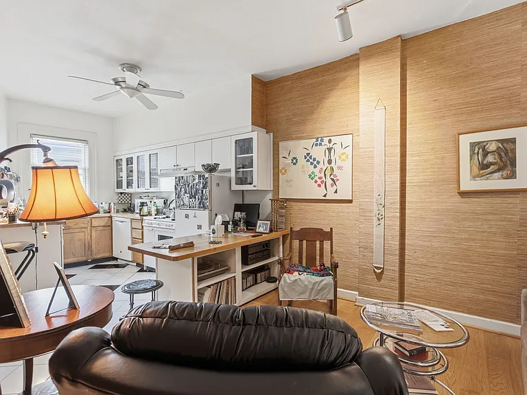 10-web-or-mls-2126 Connecticut Ave NW 77_20_07132026