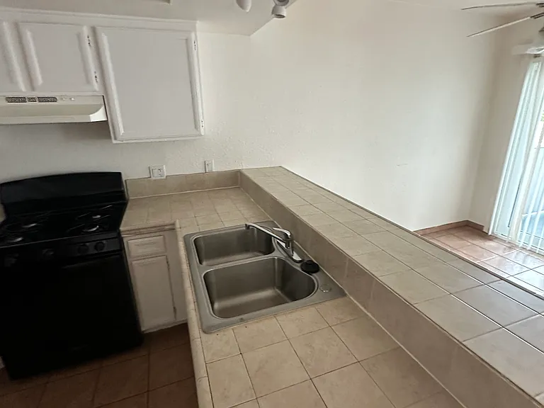 4451 Quince St #D — Photo 28