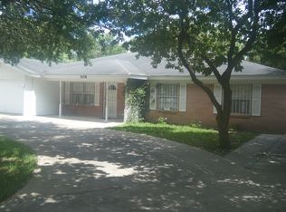 908 Hackberry Dr, Weslaco, TX 78596