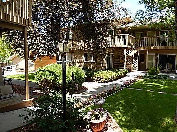 5th image of 2820 Oakland Dr Unit 21