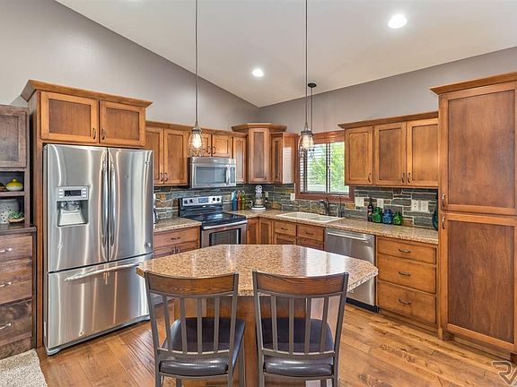 4th image of 804 W Sterling Oak Cir