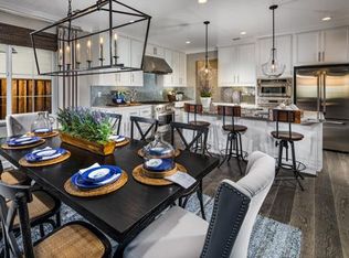 268 10th St, Marina, CA 93933
