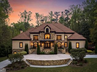 820 Heards Ferry Rd NW, Sandy Springs, GA 30328