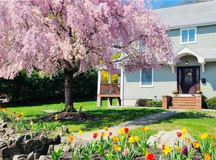 24 Roe Ave, Highland Falls, NY 10928