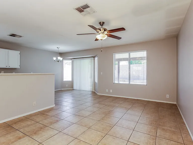 8745 W Tuckey Ln — Photo 5