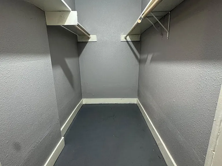 3802 Dabney Apartments — Photo 31