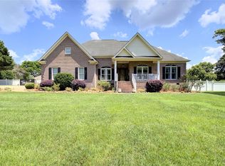 9 Montague Cir, Greenville, SC 29617