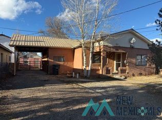 156 Independence Ave, Las Vegas, NM 87701